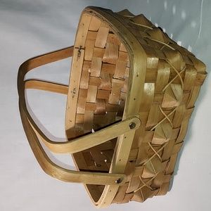 Vintage Wicker Woven Basket Wood Handles Carry Basket Storage Basket